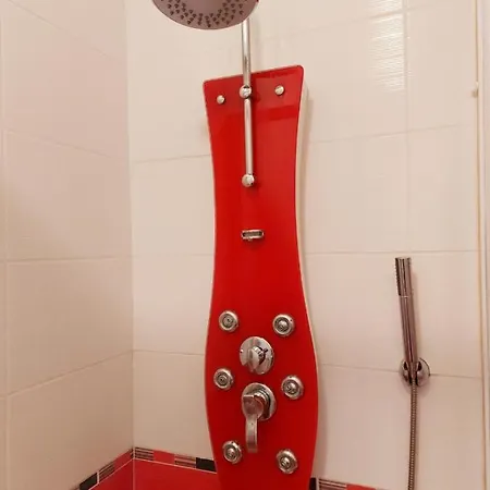 Renovated 28 M2 T2 In The Historic Center *